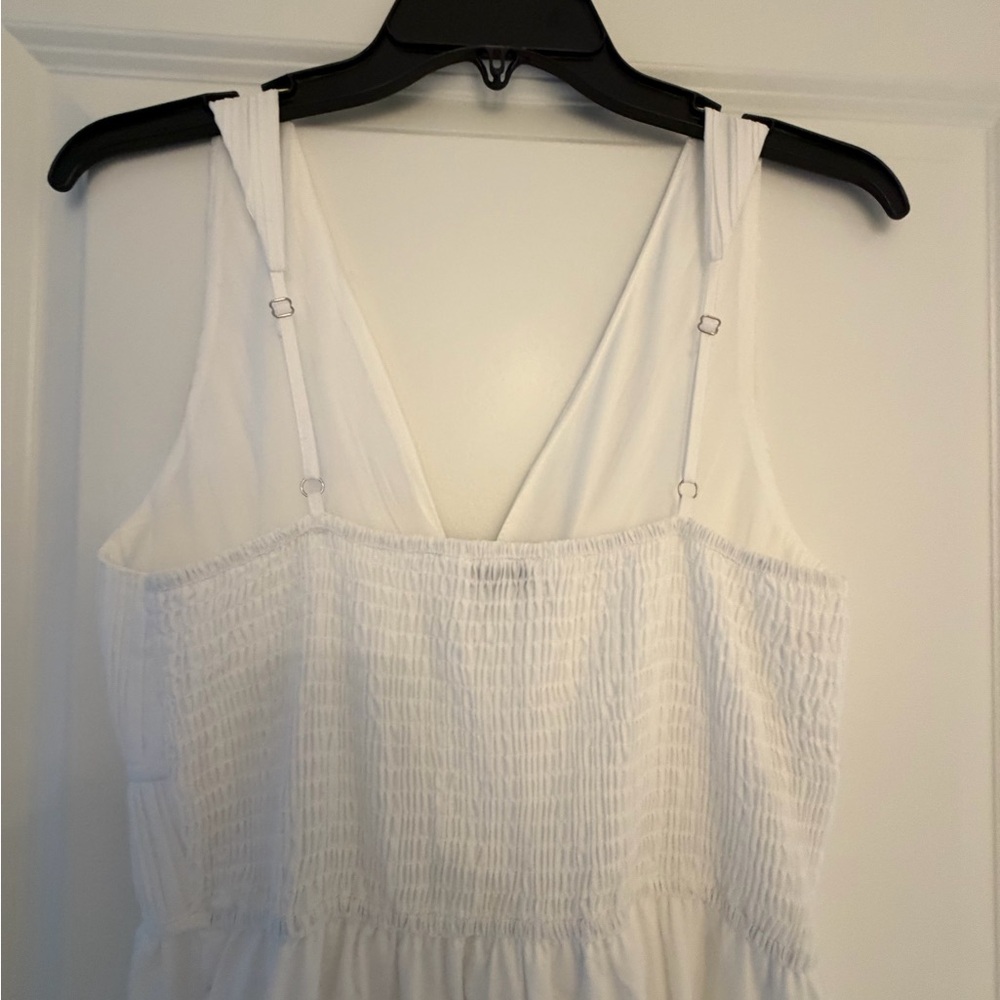 NWOT Moon River V neck tie front midi dress - Picture 7 of 12